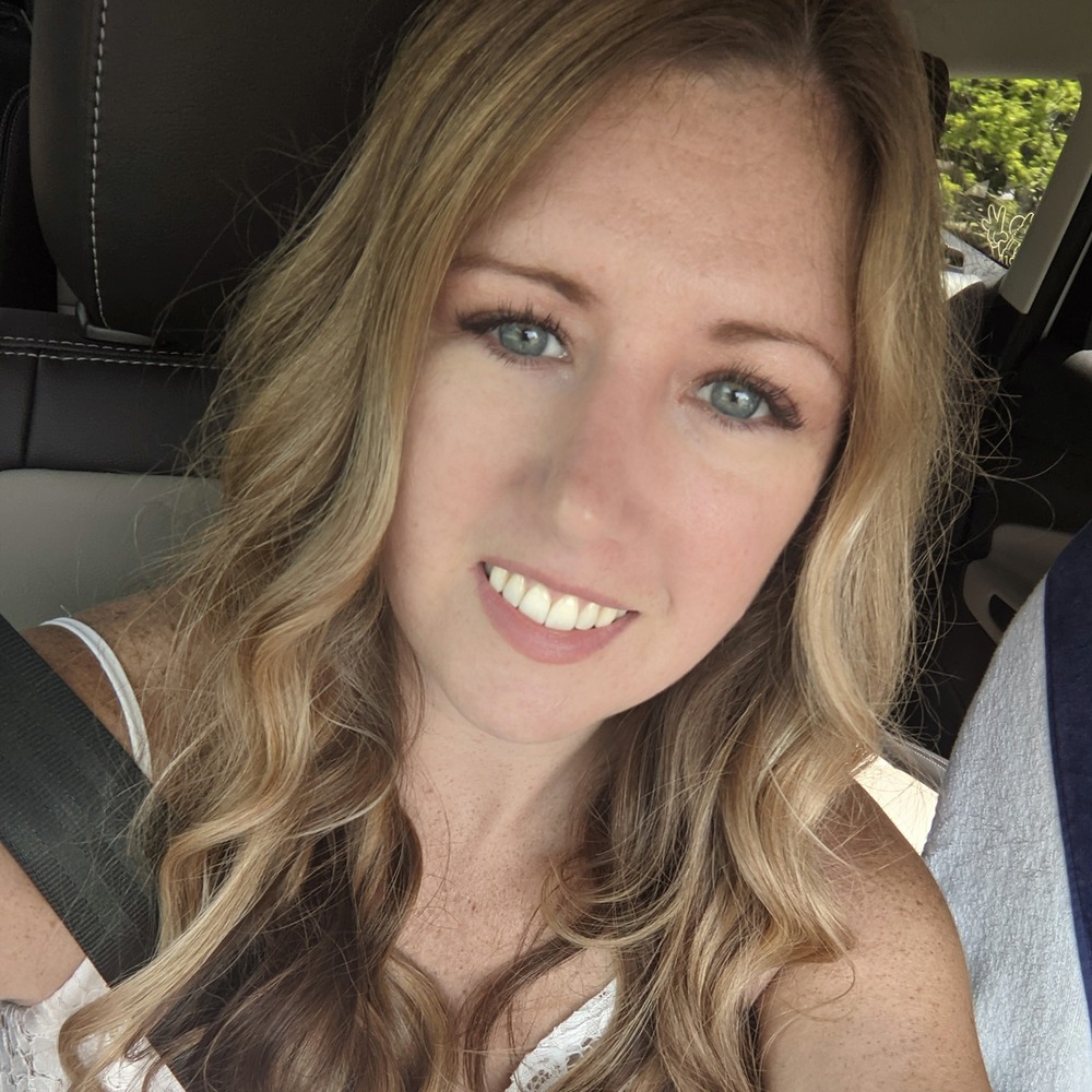 Meet your Posher, Stephanie
